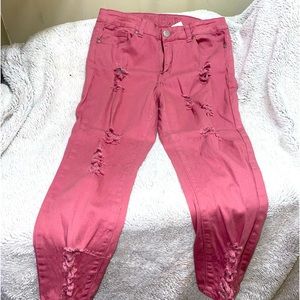 Cute pink jeans !